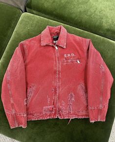 Fitted Retro Denim Jacket For Streetwear, Vintage Red Bull Jacket, Vintage Red Leather Jacket For Streetwear, Redbull Jacket Vintage, Vintage Red Cotton Denim Jacket, Blue Jeans Outfit Men, Italian Romance, Trendy Shirt Designs, Denim Wear