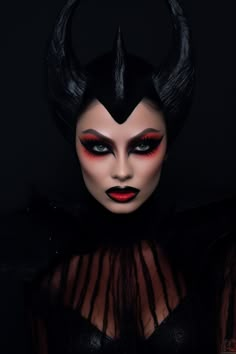 Halloween Malevolent Maleficent makeup inspired by famous Disney villain. follow 👉 @frequentart for more inspirations! Villans Halloween Costume, Princess Of Darkness Makeup, Villain Eye Makeup, Maleficent Makeup Look, Disney Villain Makeup Looks, Maleficent Face Paint, Dark Queen Makeup Halloween, Red And Black Witch Makeup, Maleficent Inspired Makeup