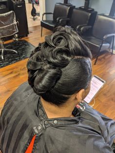 Pincurl updo #weddingupdo Pincurl Updo, Pin Curl Updo, Modern Updo, Sassy Hair, 90s Hairstyles, Love Your Hair, Ponytail Styles, Hair Studio