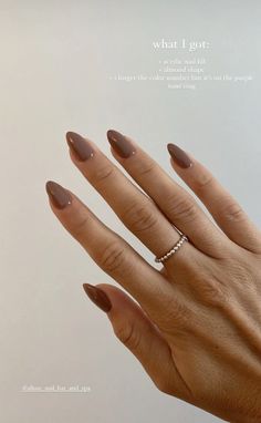 Clay Color Nails, Brown Elegant Nails, Fall Nails At Home, Fair Skin Nails, September Nail Ideas Gel Simple Short, Natural Nails Brown, Pre Fall Nails, Transition To Fall Nails, Autumn Nails Simple