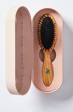 What it is: A natural hair- and scalp-care tool with boar bristles, specially developed to nourish and protect fine-to-medium hair types.Who it's for: Ideal for fine-to-medium hair types.What it does: The petite brush size is perfect to accompany you daily or on your travels. Boar bristles are the only fiber capable of providing real benefits to hair by distributing scalp's natural oils from roots to ends to deliver nourishment and protection, leaving hair soft, shiny and smooth. The soft-yet-fi Oily Hair Remedies, Boar Hair Brush, Boar Brush, Boar Bristle Brush, Bamboo Brush, Stimulate Hair Growth, Hair Remedies, Bristle Brush, Normal Hair