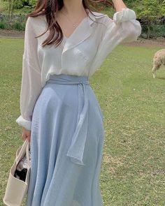 Story Art, Fashion Guide, Korean Fashion Dress, Elegante Casual, Modest Fashion Outfits, 가을 패션, Casual Style Outfits, Mode Inspiration