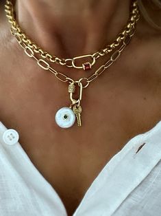 Gold Carabiner Necklace, Gold Lock Necklace, Gold Chunky Charm Necklace, Gold Carabiner Pearl Necklace,choice OF 4 COLOURS - Etsy Canada Caribeaner Charm Necklace, Chunky Charm Necklace, Carabiner Jewelry, Greece Fits, Chunky Gold Necklace, Necklace Ideas