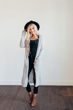 Poppy & Dot - This cardigan is to die for! Discount Code: ALYSSAALLEN10 You're welcome! ;) Hat Outfit Ideas, Black Hats, Hat Outfit, Boho Jacket, Cooler Look, Outfit Look, Black Hat, Fall Fashion Outfits