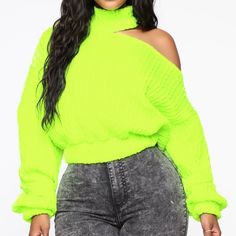 Size Medium. Worn Once Trendy Yellow Solid Color Top, Trendy Yellow Stretch Sweater, Cut Sweatshirts, Cold Shoulder Long Sleeve, Sweater Crop, Fashion Nova Models, Fashion Nova Jeans, Crop Top Sweater, Satin Mini Dress