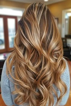 Blonde Hair With Auburn Highlights, Warm Blonde Highlights On Dark Hair, Heavy Highlights On Dark Hair, Highlight Styles, Dark Hair Hairstyles, December Hairstyles, Golden Highlights Brown Hair, Long Layered Bob Hairstyles, Heavy Highlights