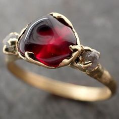 Engagement Rings Raw Stone, Raw Ruby Ring, Raw Stone Engagement Rings, 18k Gold Engagement Ring, Garnet Wedding Rings, Stone Wedding Ring, Garnet Wedding, Garnet Engagement Ring, Raw Crystal Ring