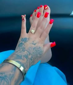 Red Nails And Toes, Red Acrylic Nails Square, Red Duck Nails, Red Nails Black Women, Short Red Nails, Curved Nails, Red Acrylic Nails