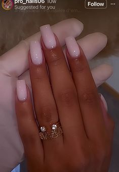 Medium Length Classy Nails, Basic Glam Nails, Pretty Neutral Nails Classy, Medium Nails Black Women, Natural Nail Manicure Designs, Light Skin Nails, Squoval Nails Winter, Square Nails New Years, Short Winter Nails Acrylic