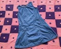 "Lovely 90s cottage core dress. Soft cotton medium wash denim chambray. Scoop neckline, two front pockets, no closure, and a knee length hem. Would best fit a S-M, but please see the measurements to ensure a perfect fit. Original size is a S, brand is Chambeli, and material is 100% cotton. Freshly laundered. Here to help if you have any questions . 18\" chest 19\" waist 34.5\" length 23\" hips 7.5\" arm openings  laid flat, double where needed" 90s Denim Dress, Vintage Jean Dress, Dress Cottage, Cottage Core Dress, Jean Jumper, 90s Denim, Body Dress, Dress Clothes For Women, Cottage Core