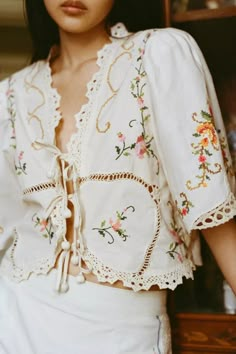 Embroidered details | SheerLuxe Thrift Sewing Ideas, Embroidery Crochet, Women Embroidery, Flowy Sleeves, Tie Styles, Diy Blouse, Embroidery Suits, Stitch Embroidery, Front Tie Top