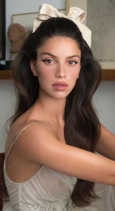 Mekap Mata, Smink Inspiration, Chic Hairstyles, Wedding Hair And Makeup, Vintage Hairstyles, Beauty Inspiration, Hair Looks, Hair Goals, Bridal Makeup