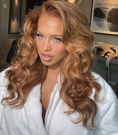 Tammy Hembrow Hair, Tammy Hembrow, Auburn Hair, Cardi B, Auburn, Red Hair, Eye Candy, Womens Hairstyles, Wigs