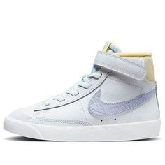 Preschool Nike Blazer Mid '77 BP 'Easter" White/Oxygen Purple Shoes Size: 12.5.  Gender: unisex.  Age Group: kids. Jordan 6 Rings, Ring Boy, Nike Blazer Mid 77, Huarache Run, Nike Blazer Mid, Deep Royal Blue, Nike Blazers Mid, Purple Shoes, 5 Kids