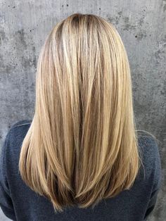 Blond Hair Face Framing, Mid Back Length Hair Straight, Medium Length Hair With Soft Layers, Hairstyles For Pin Straight Hair, Haircut With Long Layers, Mid Back Length Hair, Ashy Hair, Haircuts For Long Hair With Layers, Layered Hair With Bangs