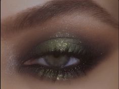 Asian Green Eyeshadow, Green And Black Prom Makeup, Dark Forest Makeup, Glitter Green Makeup, Green Emo Makeup, Enchanted Forest Prom Makeup, Alternative Prom Makeup, Dark Fairy Core Makeup, Alt Green Makeup