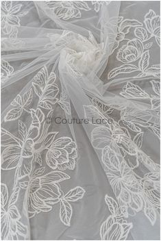 Soft, cotton embroidered bridal lace fabric with beautiful magnolia flower pattern ❀❀ CHARACTERISTICS ❀❀ Color: off-white Yarn: Cotton Base: Polyester tulle base Sequins: No Beads: No Width of embroidery: 139cm // 54.7" Listed per- 1.5 yards (yds) / 1.37 Meter (137cm) per piece If you need longer pieces, we also sell this lace by the yard.  You can order it here: https://www.etsy.com/de-en/listing/1099822153/l21-045-magnolia-flower-lace-fabric?ref=listings_manager_grid ❀❀ SAMPLE SWATCHES❀❀ If yo Pallas Couture, Floral Lace Fabric, Bridal Lace Fabric, Magnolia Flower, Bridal Lace, Beaded Lace, Small Flowers, Leaf Design, Embroidered Flowers