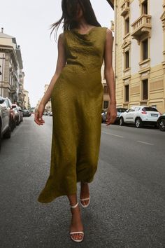 WRINKLE LOOK MIDI DRESS - Olive green | ZARA United States Bridesmaid Inspiration, Jean Vest, Silky Dress, Cowl Neckline, Linen Trousers, Linen Blazer, Blazer Dress, Trouser Jeans, Vest Dress