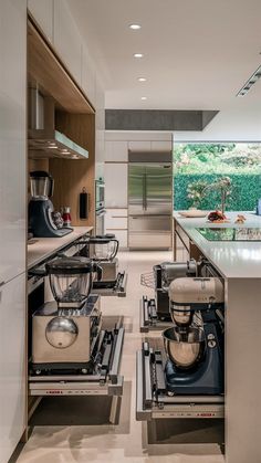 the kitchen is clean and ready to be used as an appliance for cooking