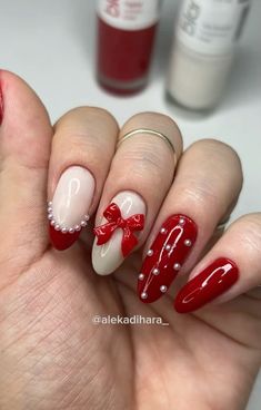 Red Nails Christmas, Xmas Nails, Christmas Nail, Funky Nails, Pretty Acrylic Nails, Chic Nails