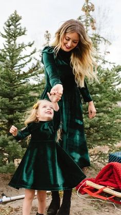 as the picture 3 / Mom S Full Sleeve Mommy And Me Dresses Cool Christmas Nails, Mommy Daughter Dresses, Christmas Pictures Outfits, Christmas Picture Ideas, Mommy Me Outfits, Daughter Pictures, Full Sleeves Dress, Mom Daughter Outfits, Daughter Photoshoot