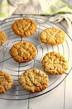 several cookies cooling on a wire rack