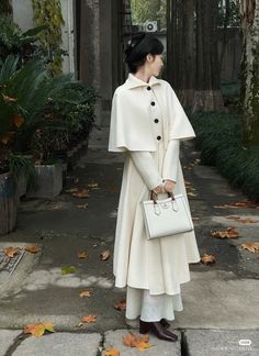 사진 촬영 포즈, Stylish Winter Outfits, Old Fashion Dresses, Elegant Dresses Classy, Korean Fashion Dress, Hijab Fashion Inspiration