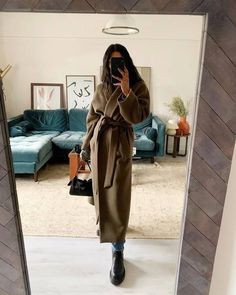 Zara Coats Women, Ankle Boots Outfit Winter, Zara Coats, Maternity Outfit Ideas, Winter Outfits Street Style, Winter Maternity Outfits, Maternity Outfit, Zara Coat