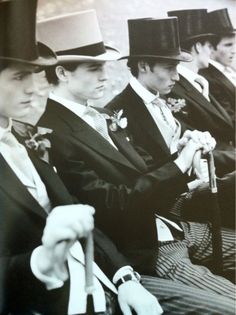 Top Hats... How very British Harvey Specter, Black And White Photograph, Vintage Mens Fashion, Top Hats, Sharp Dressed Man, Historical Fashion, Vintage Photography, Top Hat