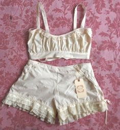 Lingeniere Outfit, Harry Clarke, Lingerie Vintage, Cotton Bralette, Pretty Lingerie, Mode Inspo, Vintage Lingerie, Looks Style, Melanie Martinez