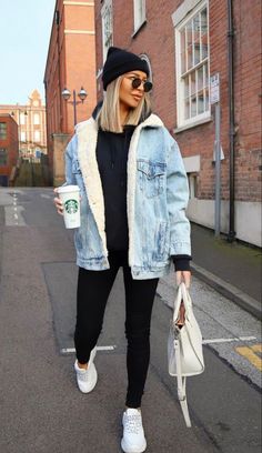 Girls Trip Outfits Winter, Walking Around The City Outfit Winter, Winter Street Style Cold Outfit Ideas, Winter Hairstylist Outfits, Brewery Outfit Winter Casual, Portland Oregon Outfit Fall, Womens Winter Outfits Cold Weather, Casual Fall Outfits 2023 With Sneakers, Call Fashion 2023