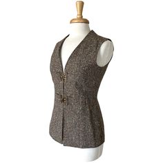 Expressions By Campus Vintage Tweed Waistcoat Vest W/ Brass Closures Usa S/M 1960s Lovely And Versatile Brown Tweed Vest With Little Flecks Of Color. Fitted And Flattering. 2 Pockets. Fully Lined. Excellent Vintage Condition. Has Ralph Lauren Equestrian Vibes. Fits Small To Medium. 17” Pit To Pit. 24.5” Long Ralph Lauren Equestrian, Vest Ideas, Tweed Waistcoat, Tweed Vest, Brown Tweed, Sewing Class, Vintage Jackets, Vintage Jacket, Vintage Brown