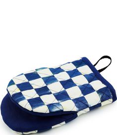 a blue and white checkered oven mitt