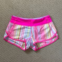 Details: Condition -> 9.5/10, Nwot Brand - > Lululemon Fast Shipper Top-Rated Seller Send Offers Yellow Athleisure Athletic Shorts For Beach, Speed Up Shorts, Shorts Lululemon, Summer 2025, Shorts Athletic, Athletic Shorts, Top Rated, Speed Up, Pink Yellow