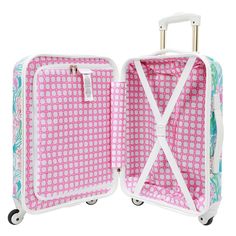 Travel in colorful style! From sleepovers to traveling to new cities, bring this channeled luggage piece on any adventure. Designed with in-line wheels and a durable outer shell, this spinner can withstand years of wear and tear. Its roomy interior lets you safely take your clothes and souvenirs anywhere. Stylish and sturdy, let this be your traveling companion. Imagined exclusively for Pottery Barn Teen by Lilly Pulitzer, the iconic brand that started with a juice stand and a shift dress in Pal Preppy Suitcase, Preppy Travel Bags, Lilly Pulitzer Bedding, Nike Winter Jackets, Juice Stand, Preppy Travel, Hard Sided Luggage, Cute Suitcases, Preppy Bags