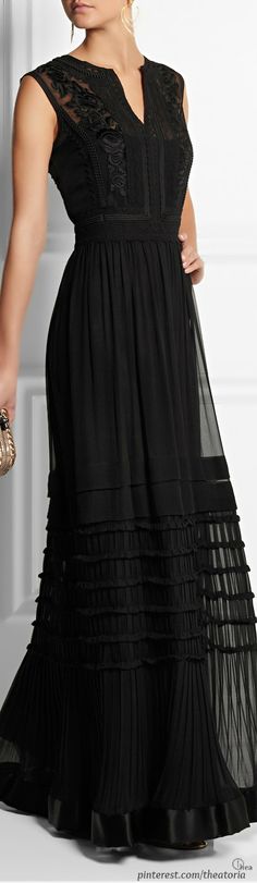 Love Simple Long Black Dress, Sukienki Maksi, Black Ball Gown, فستان سهرة, Long Black Dress, Alberta Ferretti, Gorgeous Gowns, Looks Style, Mode Inspiration