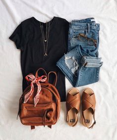 Flat Lay Outfit Ideas, Streetwear Ideas, Mode Hippie, Relaxing Weekend, High Rise Denim Jeans, Moda Jeans, Clothes And Shoes, Maternity Style