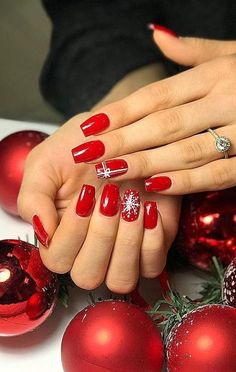 Christmas Nail Designs Easy, Nail 2022, Nails Thanksgiving, Nail Winter, Nail Aesthetic, Nails Autumn, Red Christmas Nails, November Nails, Winter December