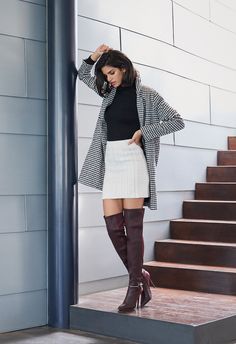 Romantic Skirts, Kneehighboots Outfits, Over The Knee Boot Outfit, Houndstooth Coat, Sassy Outfit, Leather Panel, Casual Skirt Outfits, Female Fashion, Boots Outfit