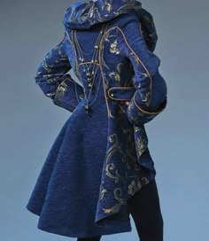 Pirate Aesthetic Coat, Fantasy Coat Design, Dnd Fancy Clothes, Blue Coat Aesthetic, Witch Oc Design, Wizarding Outfits, Celestial Aesthetic Clothes Men, Dragoncore Outfits, Fantasy Cloak Art