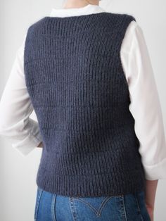 Ravelry: Iris Slipover by Ane Fiskum Sunde Easy Vest Pattern, Double Knitting Patterns, Jumper Knitting Pattern, Rib Stitch, Simple Sweaters, Back Piece