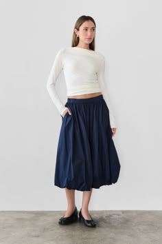 The Bella Skirt - Mod Ref | Common Market Socks And Flats, Boots No Heel, Portugal Summer, Balloon Skirt, Elevated Casual, Hip Style, Navy Skirt, Autumn Winter 2024, Bubble Skirt