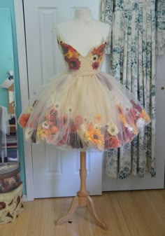 Diy Kostüm, Fairy Costume, Flower Fairy, Fairy Dress, Moda Vintage, Flower Dresses, Costume Design, Fancy Dress, Lany