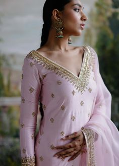 Jigar Mali | Baby Pink Kurta And Sharara Set | INDIASPOPUP.COM Broad V Neck, Kurta And Dupatta, Velvet Kurta, Pink Kurta