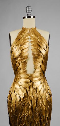 Feather Couture, Detail Couture, Womens Costumes, Couture Gown, Blue Lighting, Fantasy Gowns, Masquerade Ball, Mermaid Gown, Gold Fabric