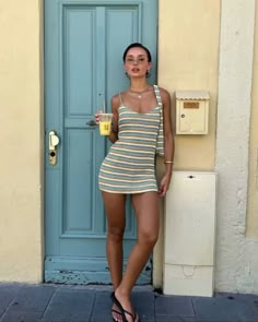 South America Vacation Outfits, Vacation Outfits Resort, Brazilian Street Style, Europe Summer Outfits Italy, Brazil Vacation Outfits, Brazil Style Outfits, Brazil Summer Outfits, Belize Outfits, Resort Fits