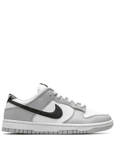 Nike Low Dunk Shoes, Grey Nike Sneakers, Cute Uggs, Fresh Sneakers, Girly Shoes, Grey Sneakers, Swoosh Logo