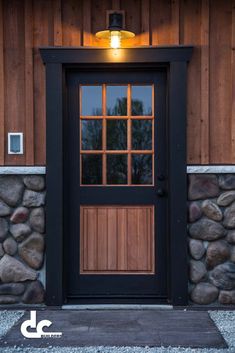 Black Front Door Log Cabin, Front Door With Cedar Siding, Front Door Colors For Log Homes, Trim Colors For Cedar Siding, Barndominium Exterior Door, Cabin Doors Exterior, Cabin Door Colors, Cabin Trim Ideas, Cedar House Interior