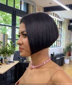 25 Stylish Long to Short Bob Transformations for a Modern Look Black Bob Haircut, Easy Ponytail Hairstyles, Stacked Haircut, Undercut Bob Haircut