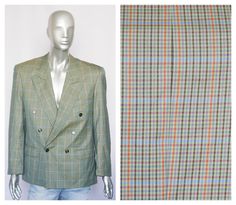 "Checkered blazer Double breasted blazer Mens blazer Suit jacket Warm coat Spring jacket Green blazer Retro blazer Tweed blazer Plaid coa Vintage men's plaid classic wool blazer. \"Emilio Sandrini\" label. Double breasted, 3 button. Lined.  Materials: 45%wool, 55%polyester. Lining 100% viscose Size: Medium-Large, Eu50 Measurements: Length from collar (spine side): 76cm (30in) Chest (armpit to armpit): 61cm (24.1in) Sleeve from shoulder: 65cm (25.7in) Shoulder to shoulder: 52cm (20.5in) The measu Blazer Tweed, Coat Spring, Mens Blazer, Green Checkered, Coat Outfit, Spring Jacket